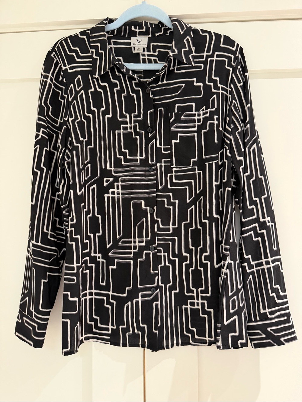 Worthington 100% Silk Black White Geometric Button Front Blouse Shirt Medium